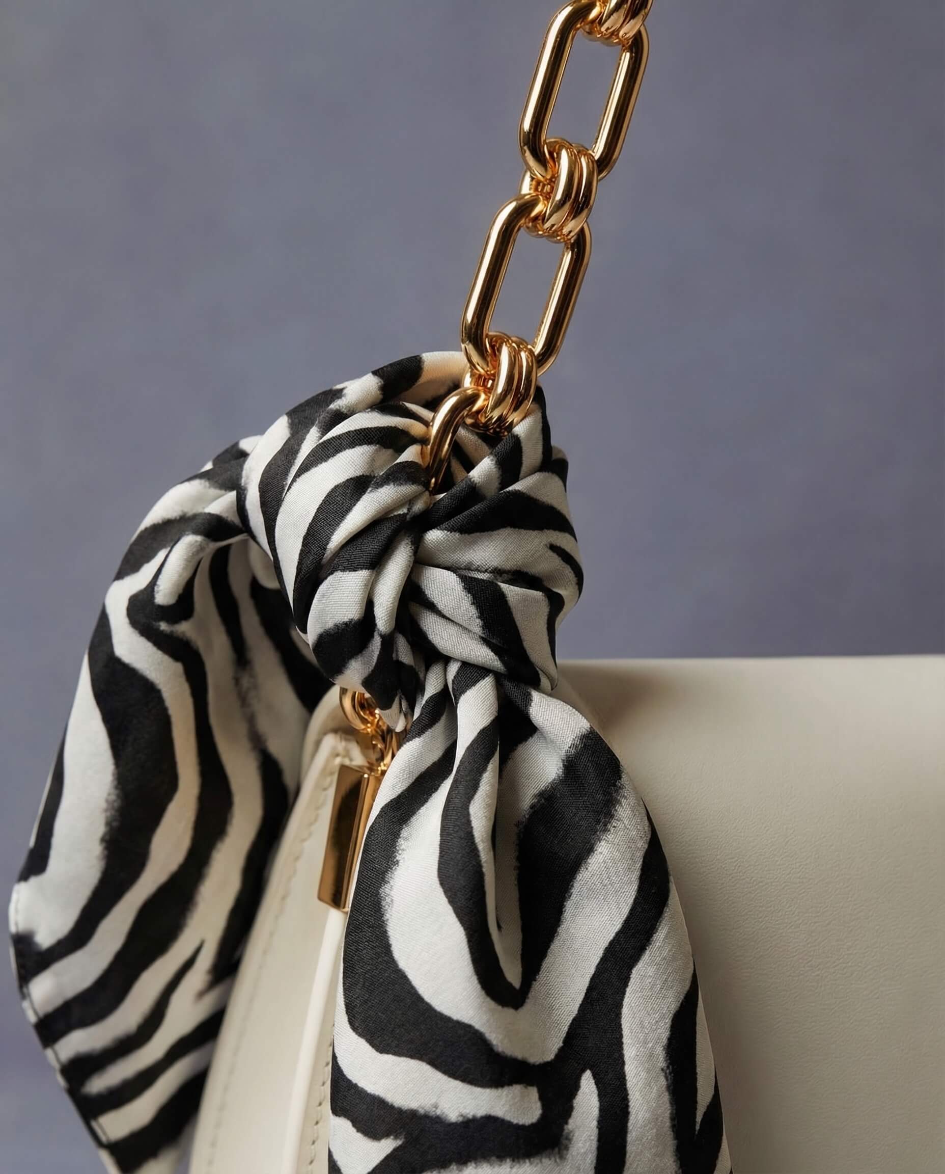 Foulard in Seta Animalier – Stampa Zebra