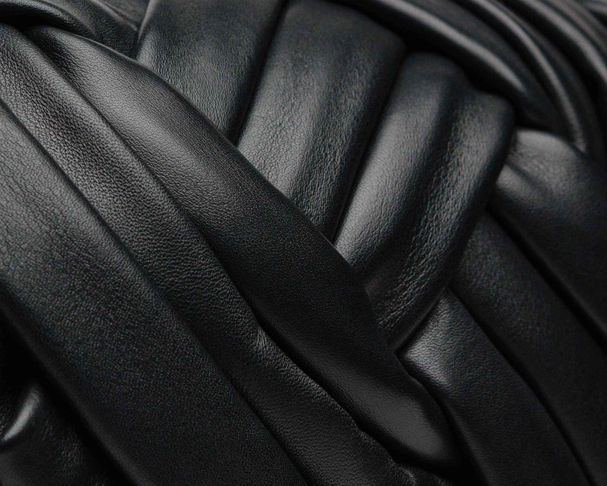 ALMA | Borsa in pelle con intreccio | Nera